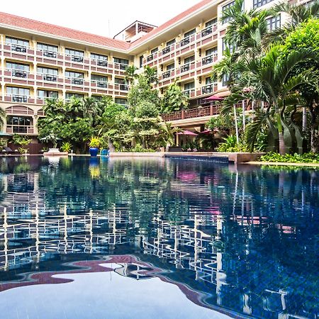 Prince Angkor Hotel & Spa Сіємреап Екстер'єр фото