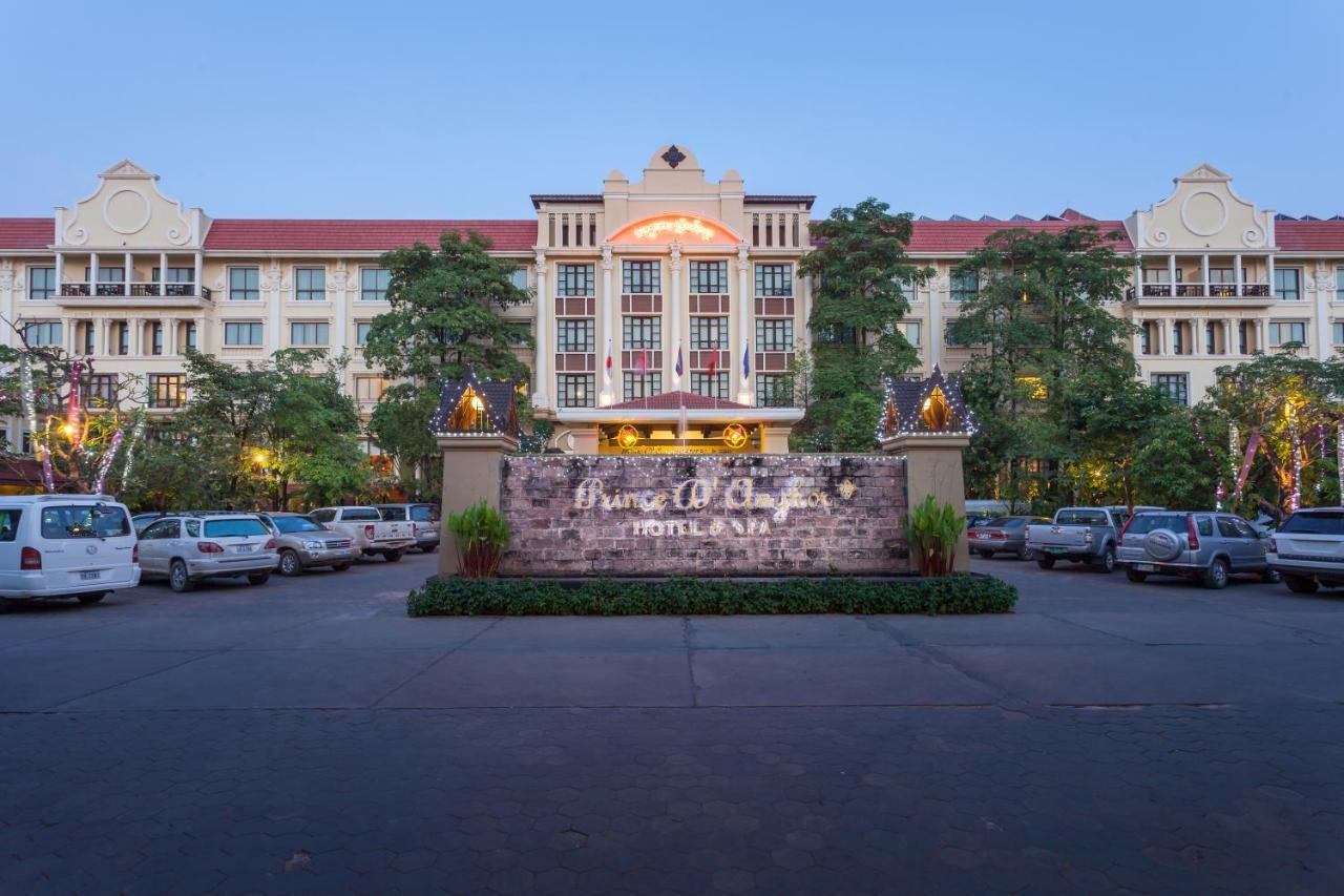 Prince Angkor Hotel & Spa Сіємреап Екстер'єр фото